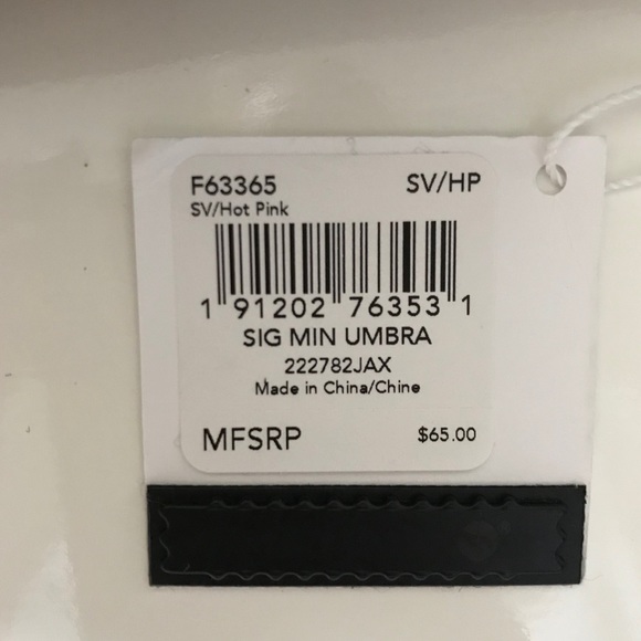 NWT Coach mini umbrella - Picture 2 of 6